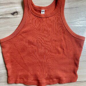 Uniqlo Ribbed Cropped tank Top Burnt Orange Clay size X-Small